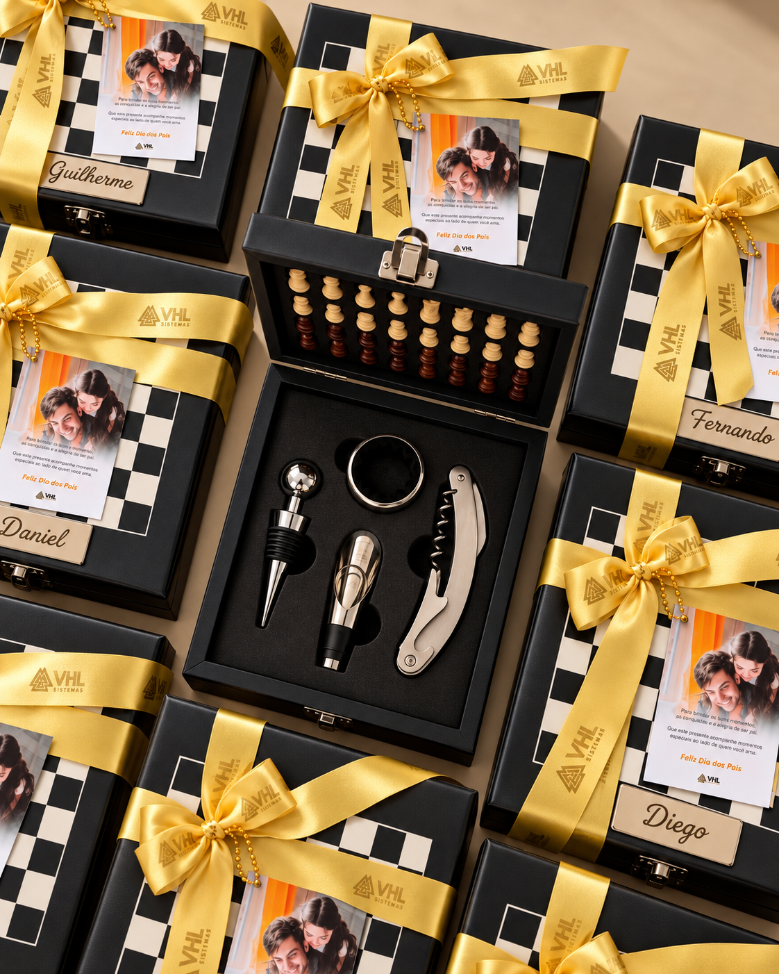 Kit Vinho Xadrez personalizado desenvolvido pela Coziness para VHL Sistemas